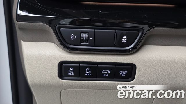 Kia Carnival (IV) Gasoline 9-Seater Hi Limousine Signature 2024 — фото 20