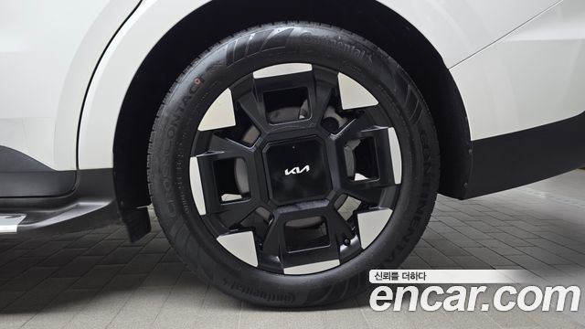 Kia Carnival (IV) Gasoline 9-Seater Hi Limousine Signature 2024 — фото 21