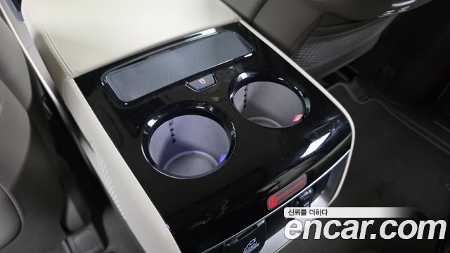 Kia Carnival (IV) Gasoline 9-Seater Hi Limousine Signature 2024 — фото 32