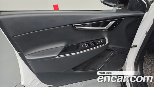 Kia EV6 Long Range Earth 2022 — фото 24