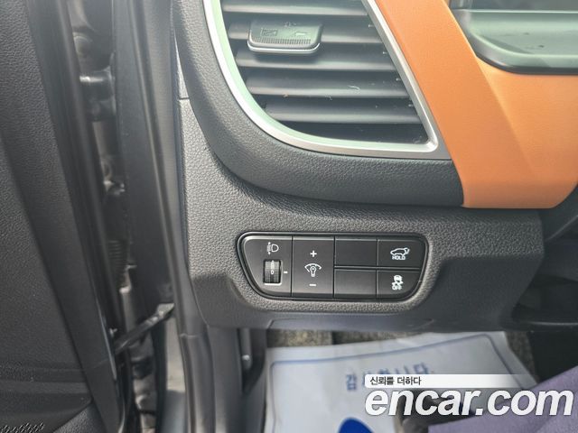 Kia Seltos Gasoline 1.6 Turbo 2WD Signature 2023 — фото 18