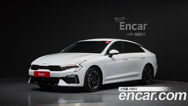 Kia K5 (III) 2.0 Noblesse 2025 — фото 1