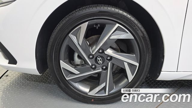 Hyundai Avante (CN7) 1.6 Inspiration 2024 — фото 5