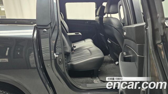 KG Mobility (SsangYong) Rexton Sports Khan Diesel 2.2 2WD Prestige 2022 — фото 12