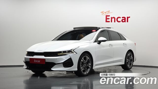 Kia K5 (III) 2.0 Noblesse 2022 — фото 1