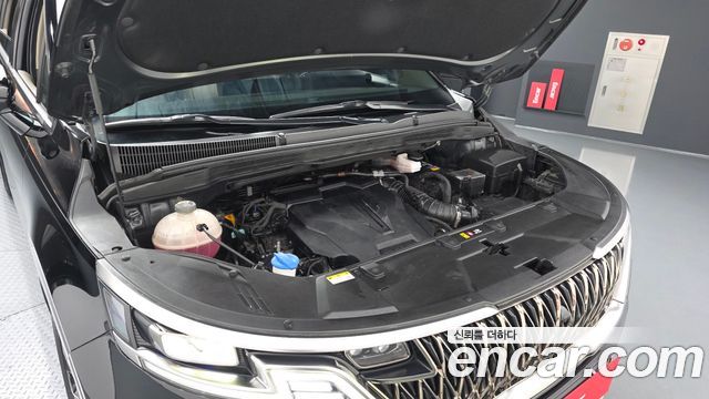 Kia Carnival (IV) Gasoline 9-Seater Signature 2023 — фото 6