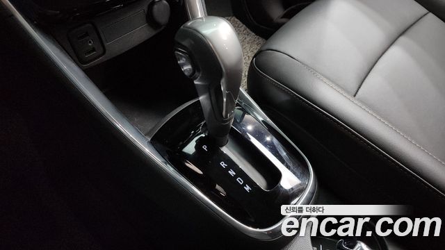 Chevrolet Trax 1.4 Red Line Premier 2022 — фото 9