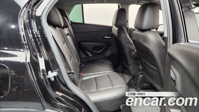 Chevrolet Trax 1.4 Red Line Premier 2022 — фото 11