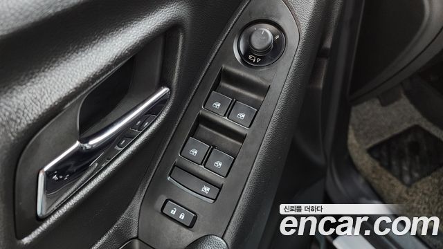 Chevrolet Trax 1.4 Red Line Premier 2022 — фото 17