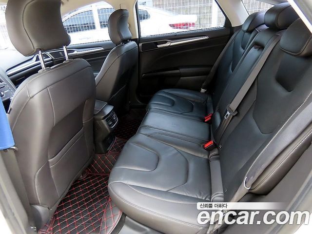 Ford Mondeo (IV) 2.0 Titanium 2016 — фото 6