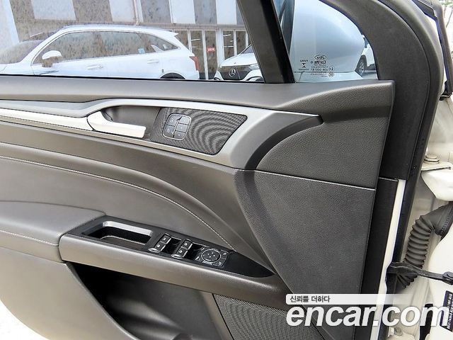 Ford Mondeo (IV) 2.0 Titanium 2016 — фото 17