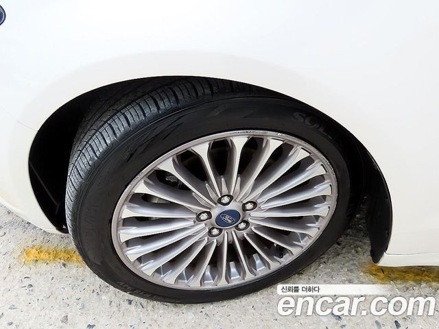 Ford Mondeo (IV) 2.0 Titanium 2016 — фото 23