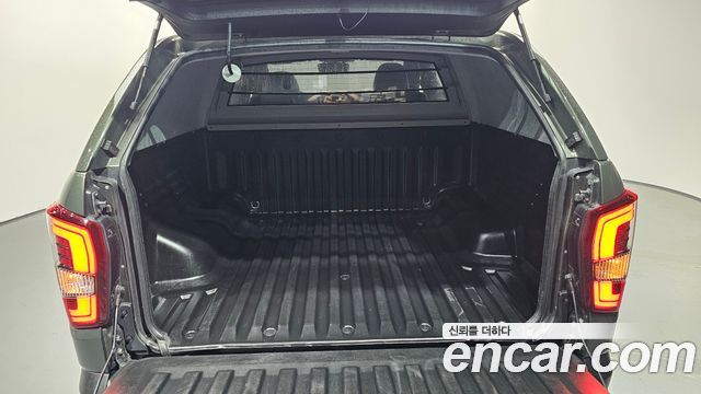 KG Mobility (SsangYong) Rexton Sports Diesel 2.2 4WD Prestige 2023 — фото 17