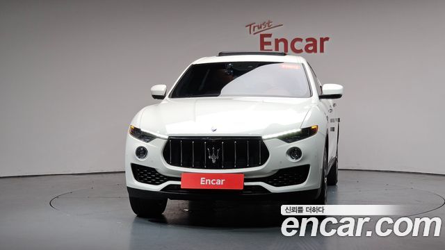 Maserati Levante 3.0 AWD 2020 — фото 3