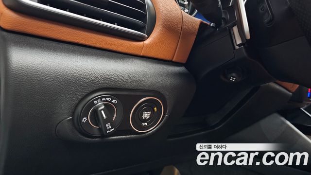 Maserati Levante 3.0 AWD 2020 — фото 35