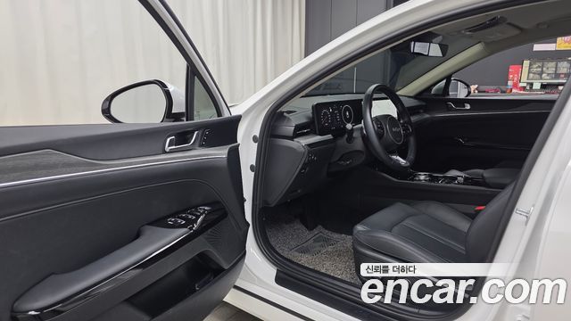 Kia K5 (III) 2.0 Noblesse 2025 — фото 10