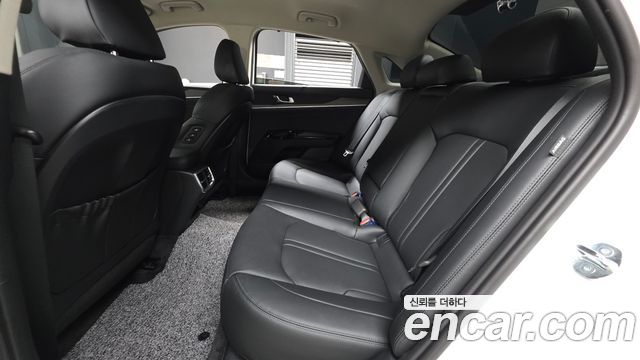 Kia K5 (III) 2.0 Noblesse 2025 — фото 12