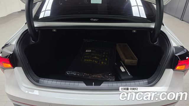 Kia K5 (III) 2.0 Noblesse 2025 — фото 16