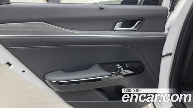 Kia K5 (III) 2.0 Noblesse 2025 — фото 25