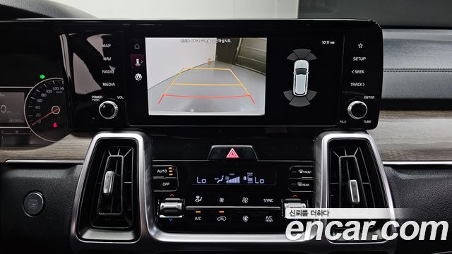 Kia Sorento (IV) Gasoline 2.5T 2WD Trendy 2023 — фото 16