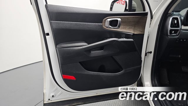 Kia Sorento (IV) Gasoline 2.5T 2WD Trendy 2023 — фото 24