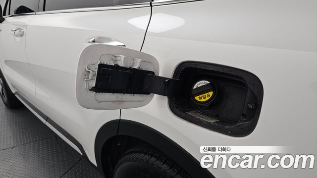 Kia Sorento (IV) Gasoline 2.5T 2WD Trendy 2023 — фото 35
