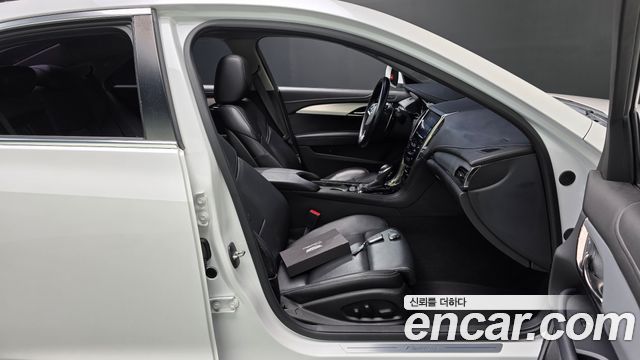 Cadillac ATS 2.0 Premium 1st 2017 — фото 11