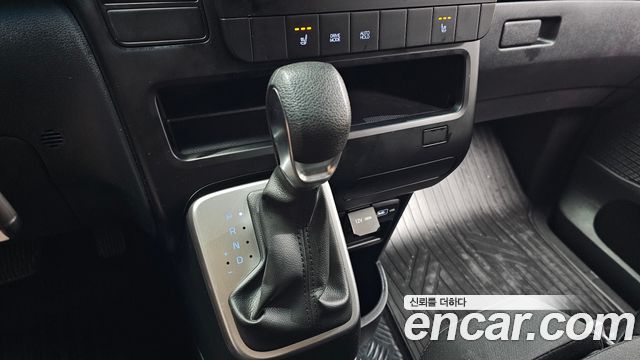 Hyundai Staria Cargo 3-Seater Smart 2023 — фото 9