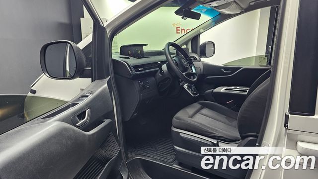 Hyundai Staria Cargo 3-Seater Smart 2023 — фото 10