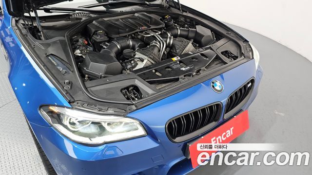 BMW M5 (F10) M5 Sedan 2016 — фото 6