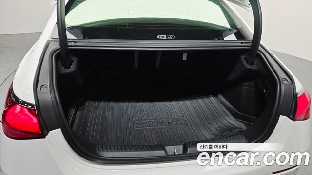 Mercedes-Benz E-Class (W214) E450 4MATIC Exclusive 2025 — фото 17