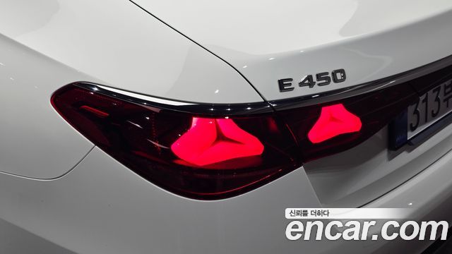 Mercedes-Benz E-Class (W214) E450 4MATIC Exclusive 2025 — фото 23