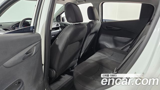 Chevrolet Spark LS 2019 — фото 12