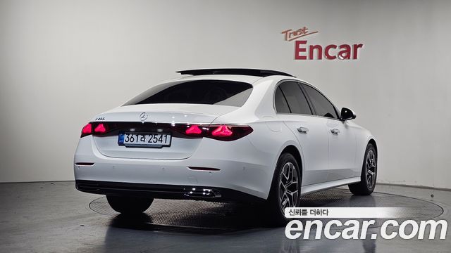Mercedes-Benz E-Class (W214) E200 Avantgarde 2026 — фото 2