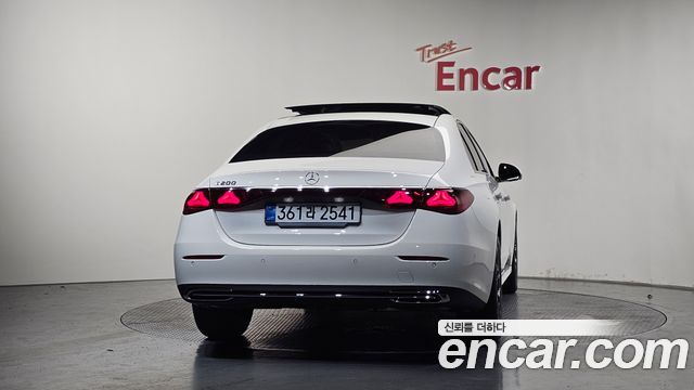 Mercedes-Benz E-Class (W214) E200 Avantgarde 2026 — фото 4