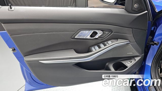 BMW M3 (G80) M3 Sedan Competition M xDrive 2026 — фото 24