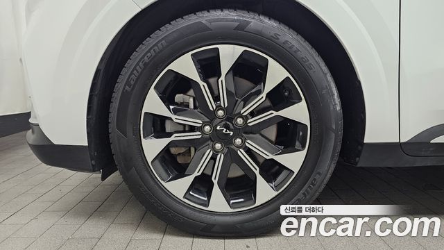 Kia Carnival (IV) Gasoline 9-Seater Noblesse 2023 — фото 5
