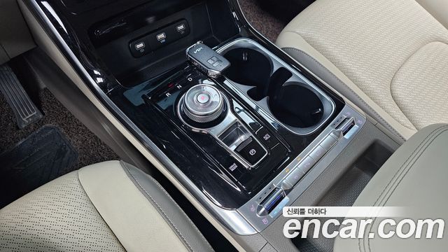 Kia Carnival (IV) Gasoline 9-Seater Noblesse 2023 — фото 9