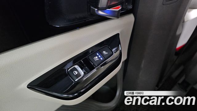 Kia Carnival (IV) Gasoline 9-Seater Noblesse 2023 — фото 18