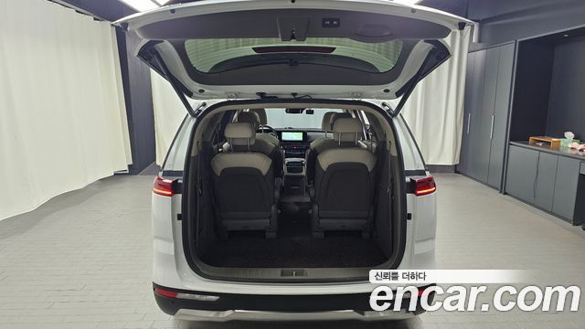 Kia Carnival (IV) Gasoline 9-Seater Noblesse 2023 — фото 20
