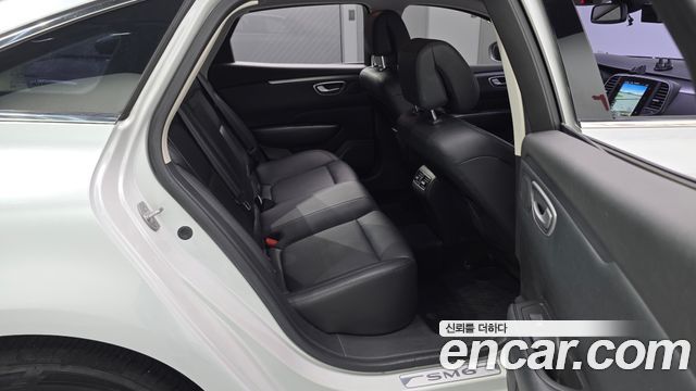 Renault Korea SM6 2.0 GDe SE 2016 — фото 11