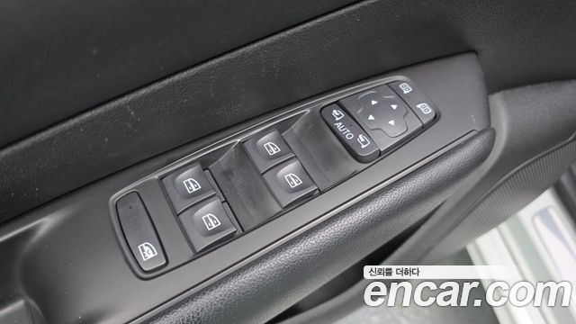 Renault Korea SM6 2.0 GDe SE 2016 — фото 13
