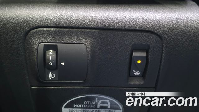 Renault Korea SM6 2.0 GDe SE 2016 — фото 14