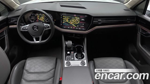 Volkswagen Touareg (III) 3.0 TDI Prestige 2020 — фото 7