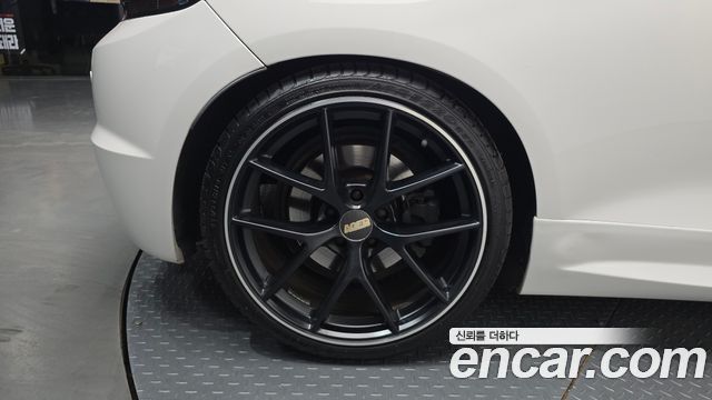 Volkswagen Scirocco 2.0 TSI R 2013 — фото 21