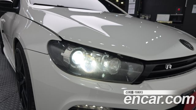 Volkswagen Scirocco 2.0 TSI R 2013 — фото 22