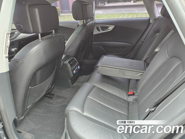 Audi A7 3.0 TFSI Quattro Entry 4G 2012 — фото 17
