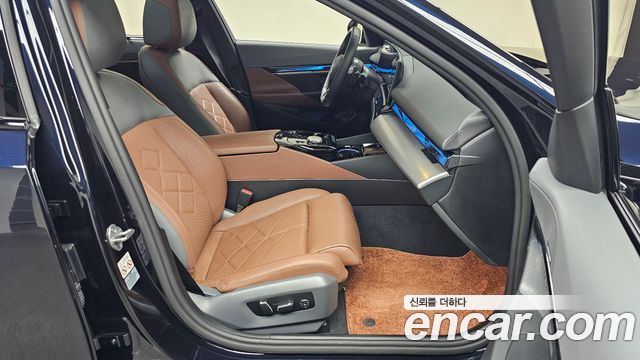 BMW 5 Series (G60) 530i xDrive M Sport 2024 — фото 26