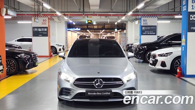 Mercedes-Benz A-Class (W177) AMG A35 4MATIC Sedan 2021 — фото 2