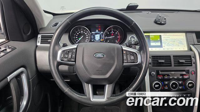 Land Rover Discovery Sport 2.0 TD4 HSE Luxury 2017 — фото 13